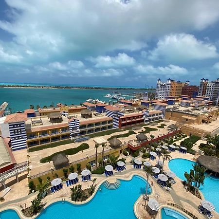 Porto Marina Resort Chalets Families Only Эль-Аламейн Экстерьер фото