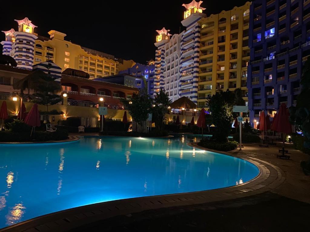Porto Marina Resort Chalets Families Only Эль-Аламейн Экстерьер фото